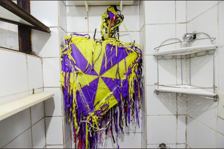 Apartamento à venda com 90m², 2 quartos e sem vaga Apartamento à venda com 90m², 2 quartos e sem vagaBanheiro de Serviço