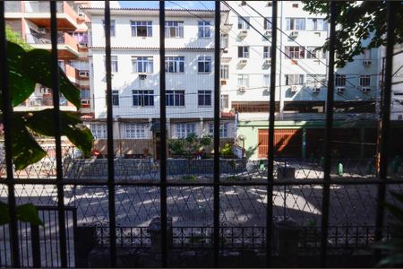 Apartamento à venda com 90m², 2 quartos e sem vaga Apartamento à venda com 90m², 2 quartos e sem vagaVista do Quarto 1