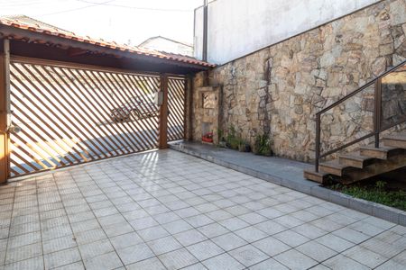 Casa à venda com 175m², 4 quartos e 4 vagas Casa à venda com 175m², 4 quartos e 4 vagasÁrea Externa