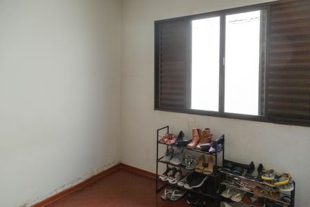 Casa à venda com 175m², 4 quartos e 4 vagas Casa à venda com 175m², 4 quartos e 4 vagasQuarto 1
