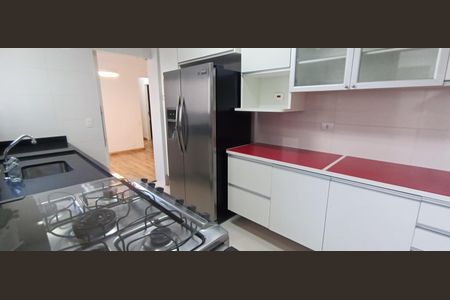Apartamento à venda com 152m², 4 quartos e 3 vagas Apartamento à venda com 152m², 4 quartos e 3 vagasCozinha