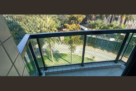 Apartamento à venda com 152m², 4 quartos e 3 vagas Apartamento à venda com 152m², 4 quartos e 3 vagasSuíte 2 Varanda