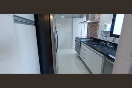 Apartamento à venda com 152m², 4 quartos e 3 vagas Apartamento à venda com 152m², 4 quartos e 3 vagasCozinha