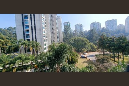 Apartamento à venda com 152m², 4 quartos e 3 vagas Apartamento à venda com 152m², 4 quartos e 3 vagasVista