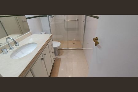 Apartamento à venda com 152m², 4 quartos e 3 vagas Apartamento à venda com 152m², 4 quartos e 3 vagasBanheiro