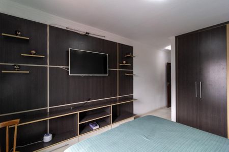 Casa à venda com 137m², 3 quartos e 2 vagas Casa à venda com 137m², 3 quartos e 2 vagas Suíte