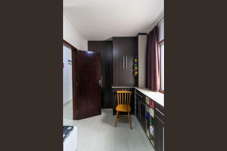 Casa à venda com 137m², 3 quartos e 2 vagas Casa à venda com 137m², 3 quartos e 2 vagasQuarto