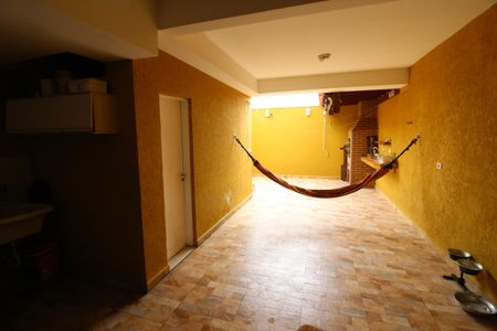 Casa à venda com 199m², 3 quartos e 6 vagasÁrea de Serviço