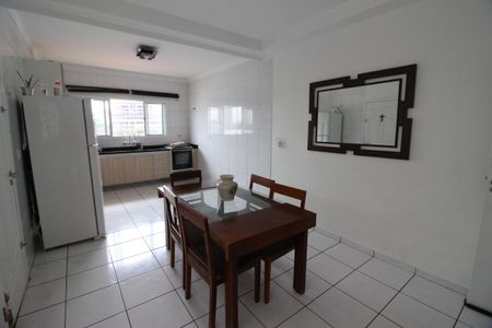 Casa à venda com 199m², 3 quartos e 6 vagasCozinha