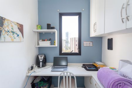 Apartamento à venda com 107m², 3 quartos e 2 vagasEscritório