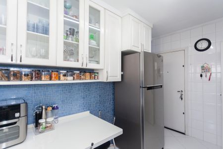 Apartamento à venda com 107m², 3 quartos e 2 vagasCozinha