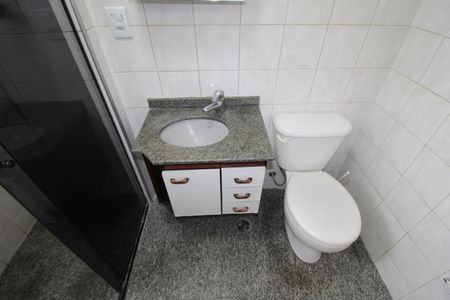 Apartamento à venda com 67m², 3 quartos e 2 vagasQuarto 2 - Banheiro
