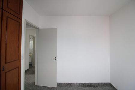 Apartamento à venda com 67m², 3 quartos e 2 vagasQuarto 3