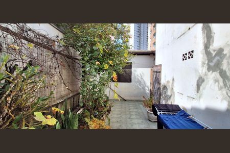 Casa à venda com 175m², 2 quartos e 2 vagas Casa à venda com 175m², 2 quartos e 2 vagasÁrea comum