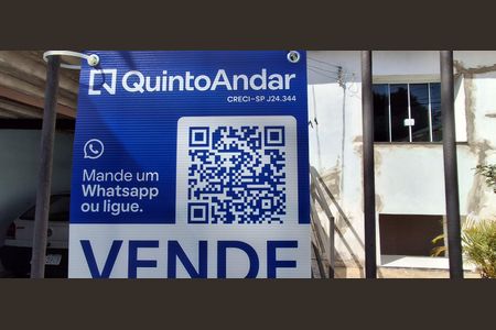 Casa à venda com 175m², 2 quartos e 2 vagas Casa à venda com 175m², 2 quartos e 2 vagasPlaquinha