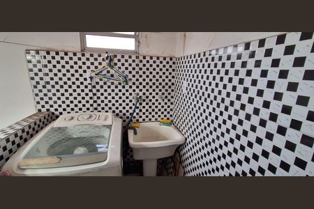 Casa à venda com 175m², 2 quartos e 2 vagas Casa à venda com 175m², 2 quartos e 2 vagasÁrea de Serviço