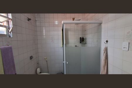 Casa à venda com 175m², 2 quartos e 2 vagas Casa à venda com 175m², 2 quartos e 2 vagasBanheiro