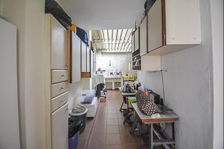 Casa à venda com 140m², 2 quartos e 2 vagas Casa à venda com 140m², 2 quartos e 2 vagasÁrea de Serviço