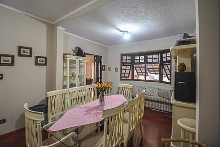Casa à venda com 140m², 2 quartos e 2 vagas Casa à venda com 140m², 2 quartos e 2 vagasQuarto 2