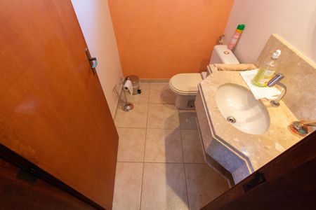 Casa de condomínio à venda com 283m², 3 quartos e 10 vagas Casa de condomínio à venda com 283m², 3 quartos e 10 vagasLavabo