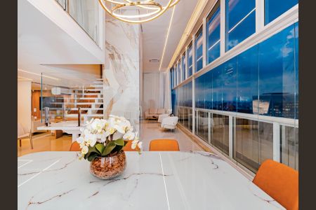 Sala de Jantar de apartamento à venda com 2 quartos, 172m² em Vila Nova Conceição, São Paulo
