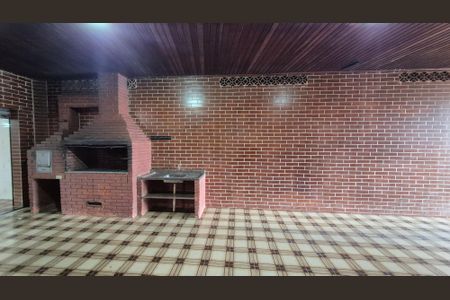 Casa à venda com 300m², 3 quartos e 6 vagasVista