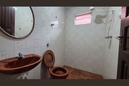 Casa à venda com 300m², 3 quartos e 6 vagasBanheiro