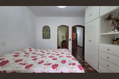 Casa à venda com 300m², 3 quartos e 6 vagasSuíte