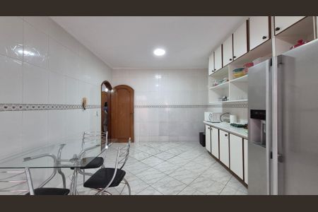 Casa à venda com 300m², 3 quartos e 6 vagasCozinha