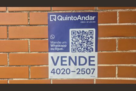 Casa à venda com 300m², 3 quartos e 6 vagasInstalação placa nova