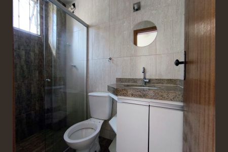 Apartamento à venda com 68m², 3 quartos e 2 vagasBanheiro