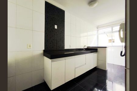 Apartamento à venda com 68m², 3 quartos e 2 vagasCozinha