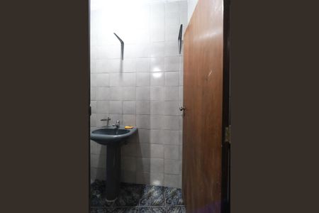 Casa à venda com 245m², 7 quartos e 1 vaga Casa à venda com 245m², 7 quartos e 1 vagaCasa 1 - Banheiro de Serviço