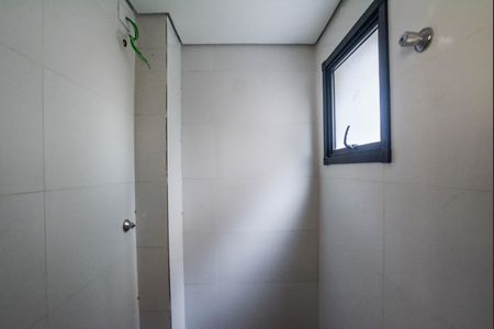 Apartamento à venda com 90m², 2 quartos e 1 vaga Apartamento à venda com 90m², 2 quartos e 1 vagaBanheiro Social