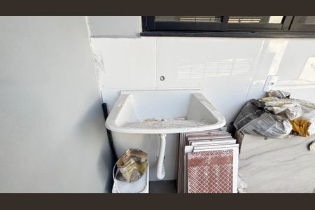 Casa à venda com 70m², 2 quartos e 2 vagas Casa à venda com 70m², 2 quartos e 2 vagasÁrea de Serviço