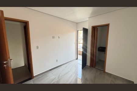 Casa à venda com 70m², 2 quartos e 2 vagas Casa à venda com 70m², 2 quartos e 2 vagasSuite 1