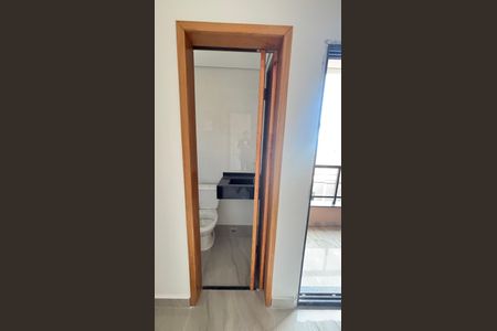 Casa à venda com 70m², 2 quartos e 2 vagas Casa à venda com 70m², 2 quartos e 2 vagasSuite 2