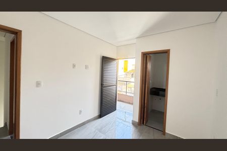 Casa à venda com 70m², 2 quartos e 2 vagas Casa à venda com 70m², 2 quartos e 2 vagasSuíte 2