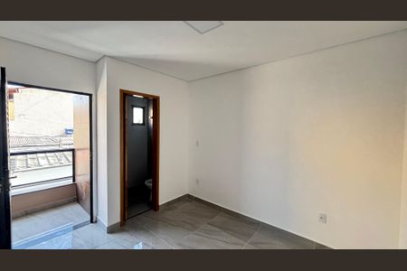 Casa à venda com 70m², 2 quartos e 2 vagas Casa à venda com 70m², 2 quartos e 2 vagasSuíte 2
