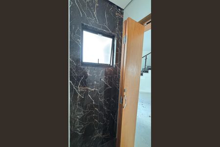 Casa à venda com 95m², 3 quartos e 2 vagas Casa à venda com 95m², 3 quartos e 2 vagasLavabo