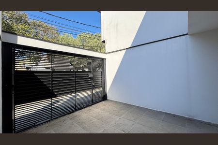 Casa à venda com 95m², 3 quartos e 2 vagas Casa à venda com 95m², 3 quartos e 2 vagasGaragem