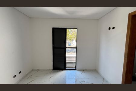 Casa à venda com 95m², 3 quartos e 2 vagas Casa à venda com 95m², 3 quartos e 2 vagasSuite