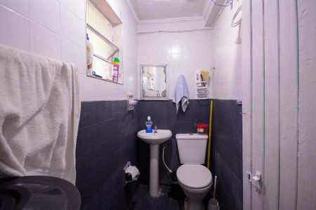 Casa à venda com 110m², 2 quartos e 2 vagas Casa à venda com 110m², 2 quartos e 2 vagasBanheiro - Casa 1