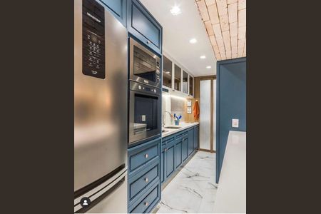 Apartamento à venda com 80m², 2 quartos e 2 vagas Apartamento à venda com 80m², 2 quartos e 2 vagasCozinha