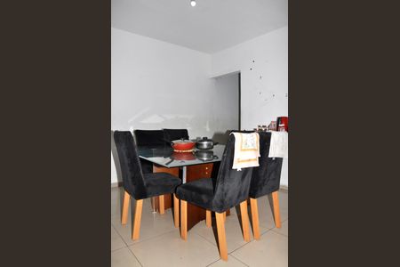 Casa à venda com 149m², 3 quartos e 3 vagas Casa à venda com 149m², 3 quartos e 3 vagasCopa