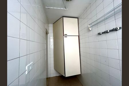 Apartamento à venda com 64m², 2 quartos e 1 vaga Apartamento à venda com 64m², 2 quartos e 1 vagaÁrea de Serviço