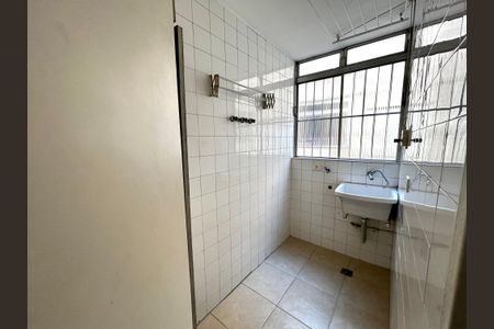 Apartamento à venda com 64m², 2 quartos e 1 vaga Apartamento à venda com 64m², 2 quartos e 1 vagaÁrea de Serviço