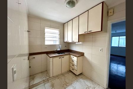 Apartamento à venda com 64m², 2 quartos e 1 vaga Apartamento à venda com 64m², 2 quartos e 1 vagaCozinha