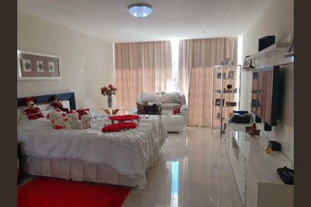 Casa à venda com 308m², 5 quartos e 2 vagas