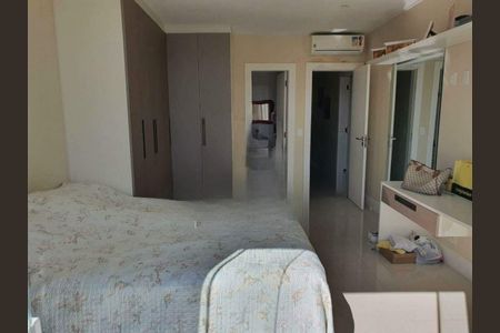 Casa à venda com 308m², 5 quartos e 2 vagas